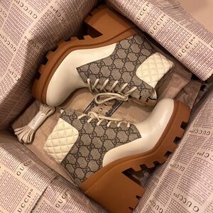 Gucci Apollo GG Supreme Bootie Size 38